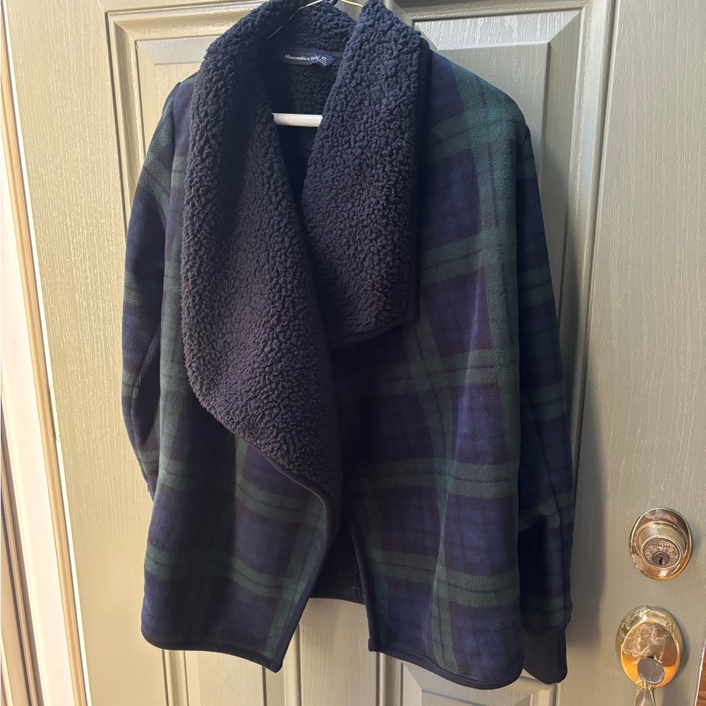 Abercrombie & Fitch Women's Jacket Plaid Sherpa Open Style Sz XS Blue and Green